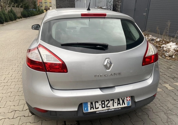 Renault Megane cena 14900 przebieg: 107020, rok produkcji 2011 z Wałbrzych małe 154
